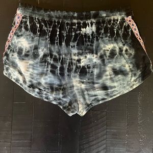 Gypsy Acid Wash Shorts | M